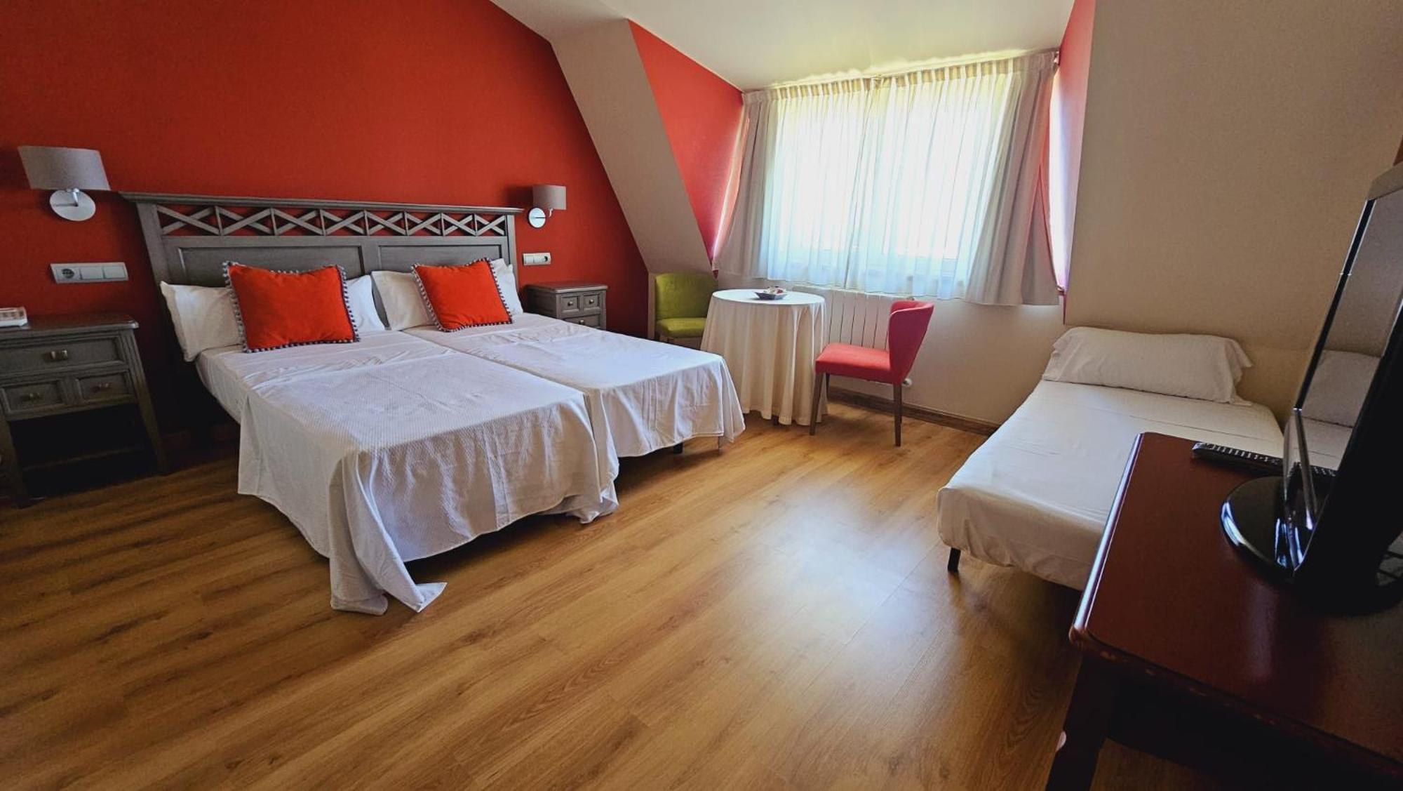 Hotel Matalenas Santander Buitenkant foto