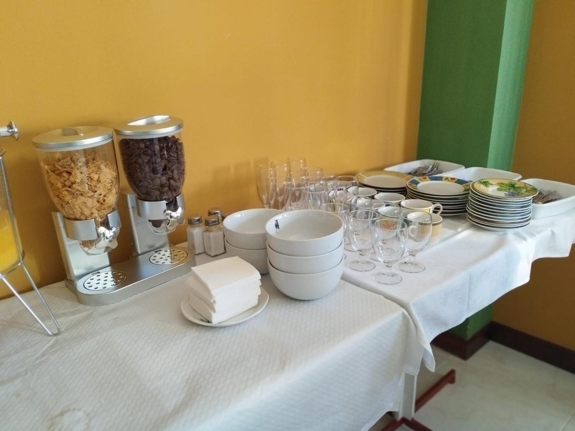 Hotel Matalenas Santander Buitenkant foto
