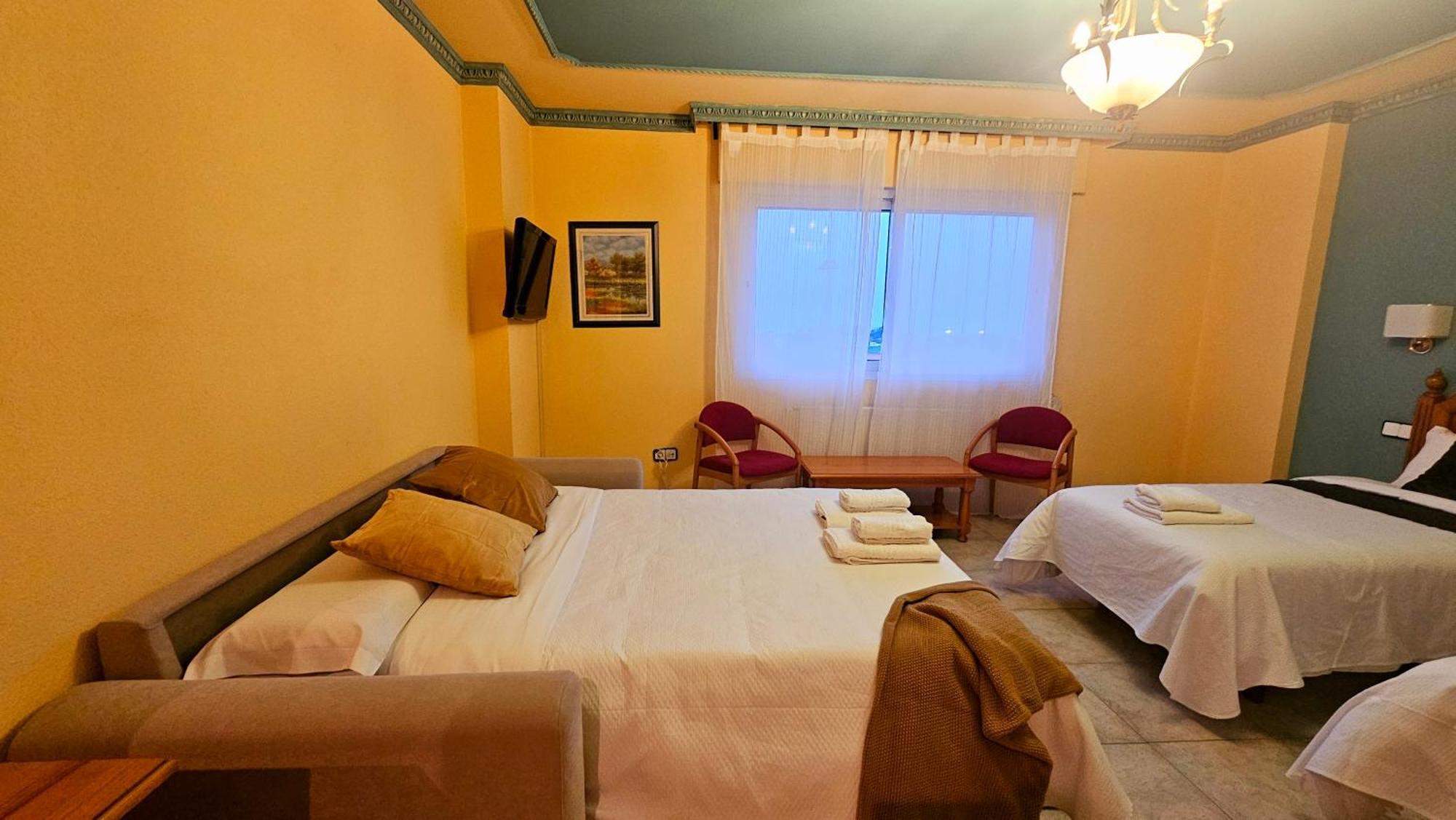 Hotel Matalenas Santander Buitenkant foto